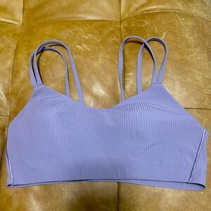 Lululemon like a cloud bra B/C
Size 10 ribbed